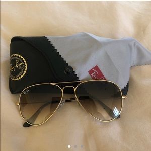 Brand new ray ban aviator